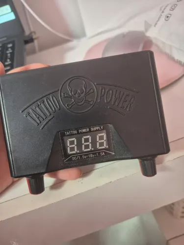 Fonte para máquina de tatuagem