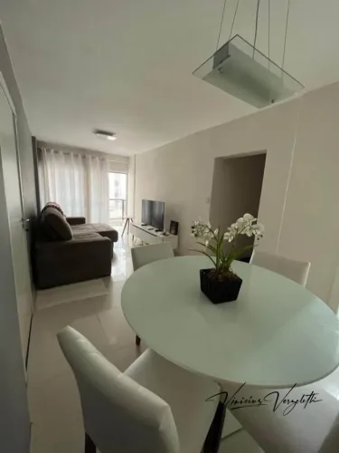 Apartamento para Locação em Balneário Camboriú, Centro, 2 dormitórios, 1 banheiro, 1 vaga