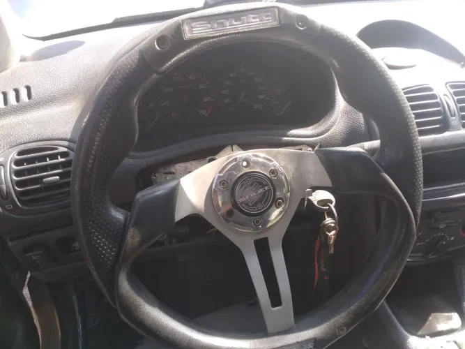 Volante esportivo profissional