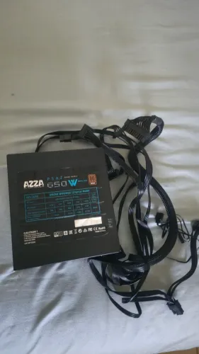 Fonte AZZA 650W RGB