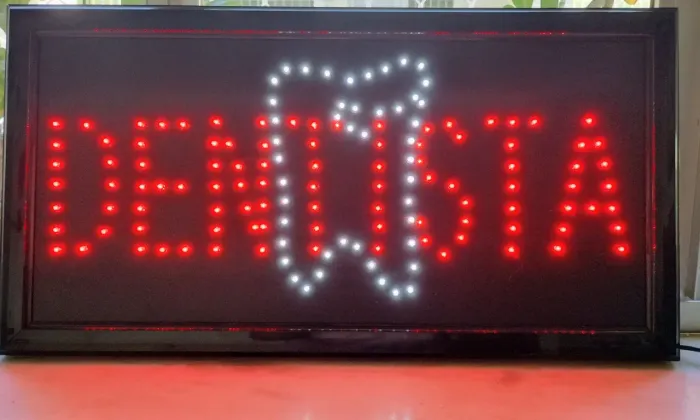 Placa luminosa para consultório de Dentista 