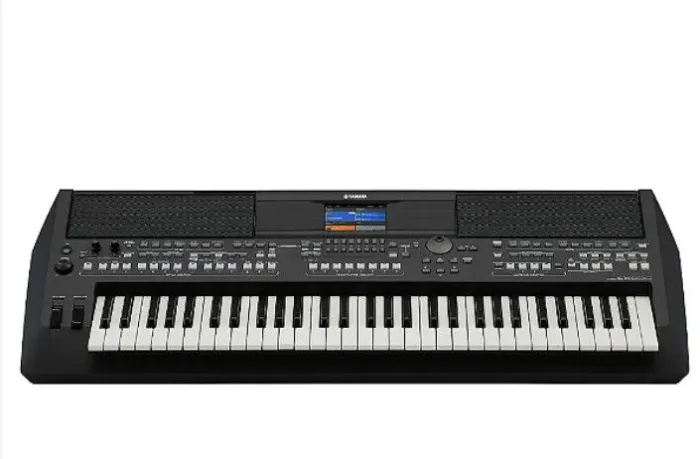 Teclado Arranjador Yamaha PSR SX 600 - Produto Semi Novo
