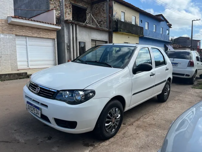 Volkswagen Fox 1.0 MI Total Flex 8V 5P 2013