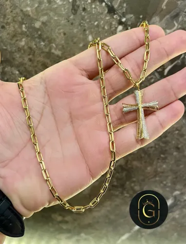 Cordão de ouro com pingente cravejado 38.2g ( LOJA FÍSICA )