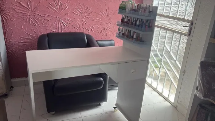 Mesa de manicure 