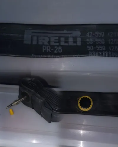 Câmara de ar de bicicleta PIRELLI 