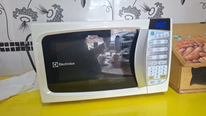 Micro-ondas Electrolux 127V~