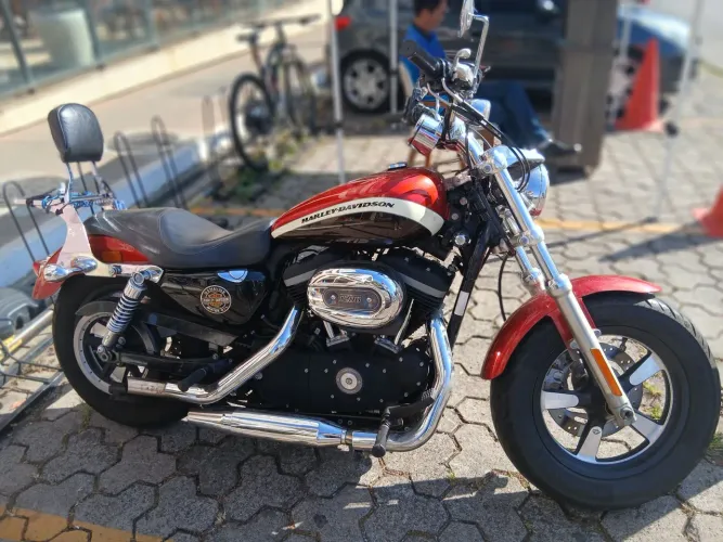 Maravilhosa Harley Spotster1200/ CA ,baixa km e super bem conservada !