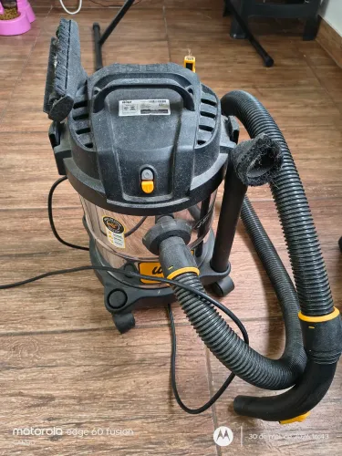 VENDO ASPIRADOR DE PÓ E ÁGUA 