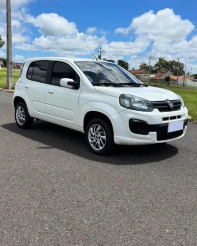 Fiat Uno Attractive 1.0 EVO Fire Flex 8V 5P 2018