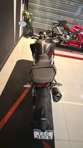 CB 1000R 2024/2024 em até 21x cartão
