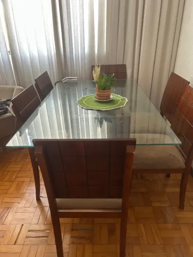 Jogo mesa de jantar (6 cadeiras)