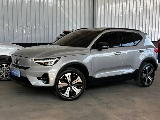 Volvo XC40 Recharge Plus (elétrico) 2023