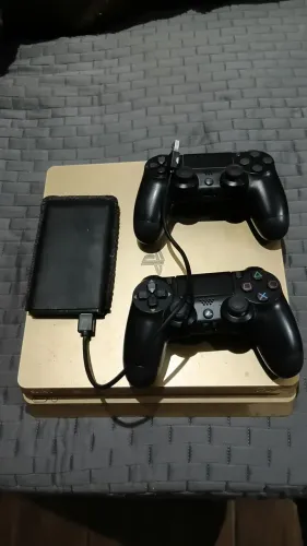 Ps4 slim versão gold 2tb de memória, 14 jogos