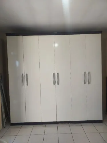GUARDA ROUPA CASAL 6 PORTAS GRANDE COM ESPELHO E GAVETAS