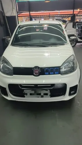 Fiat Uno Sporting Dualogic 1.4 EVO Flex 8V 4P 2016