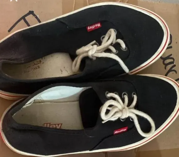 Tenis redley Preto