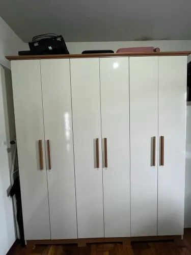 Guarda-roupa 