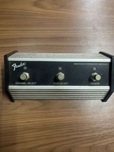Footswitch fender 