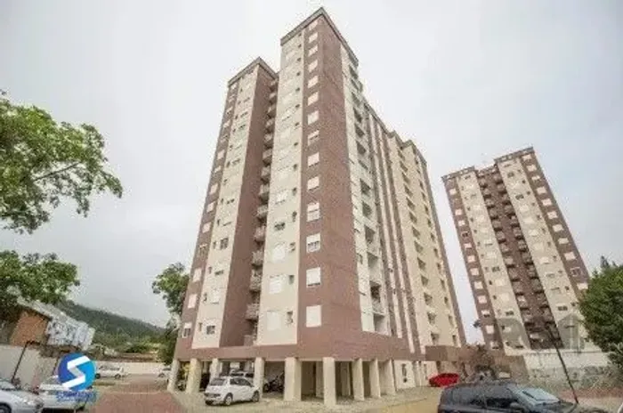 Ótimo apto em Condominio Fechado