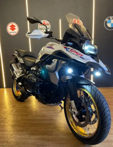 BMW R 1250 GS 2022<br>R 1250 GS <br>2021/2022<br>34.600 kms <br>Valor 83.0
