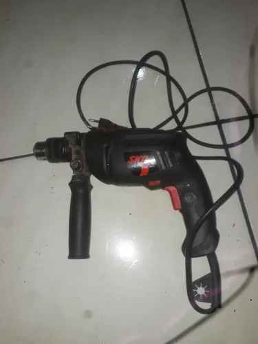 vende-se furadeira