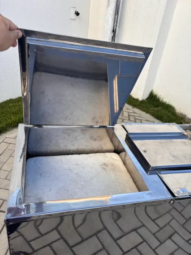 Carrinho térmico 75 litros Água, Assaí ou Salgados