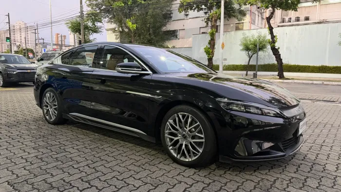 BYD Han EV (elétrico) 2023