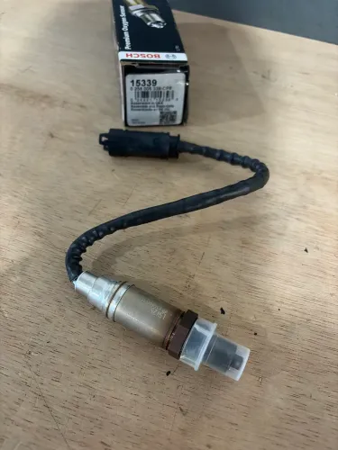 Sensor de Oxigênio (Sonda Lambda) Bosch 15339 Novo - BMW M5 / M6