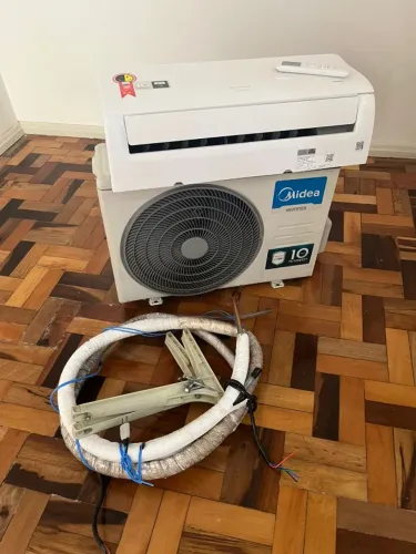 Ar Condicionado Quente/Frio Split 12.000BTUs Springer Midea Inverter Wi-Fi 220V