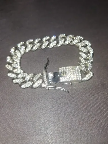 Pulseira Cravejada