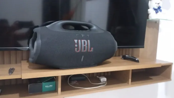 Bombox 4