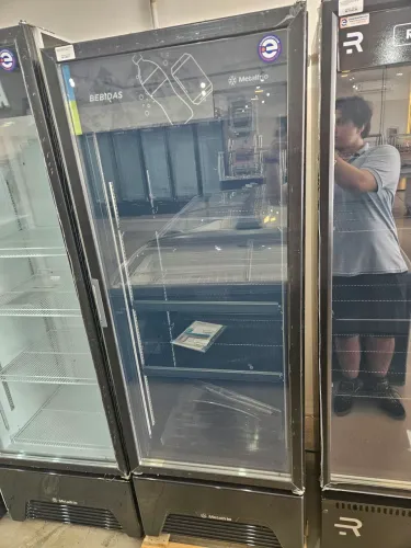 refrigerador porta de vidro 406 litros preto - novo