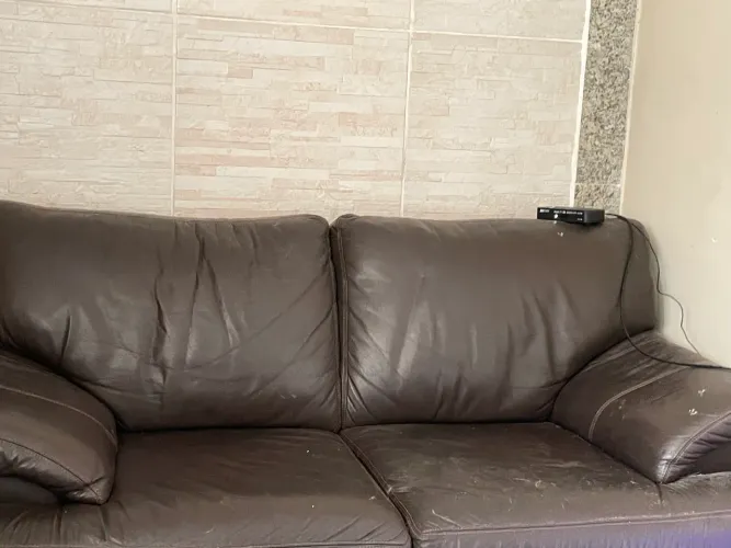 VENDO SOFÁ COURO