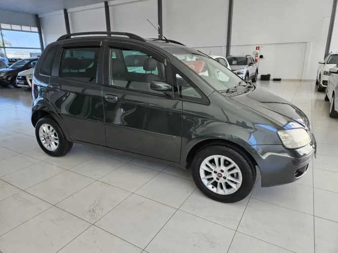 Fiat Idea ELX 1.4 MPI Fire Flex 8V 5P 2009
