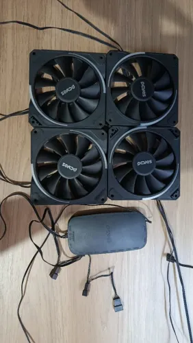 KIT 4 FANS + CONTROLADORA PCYES