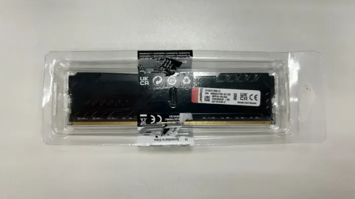 Memória RAM Kingston Fury Beast, 16GB, 3600MHz, DDR4, CL18 - KF436C18BB/16