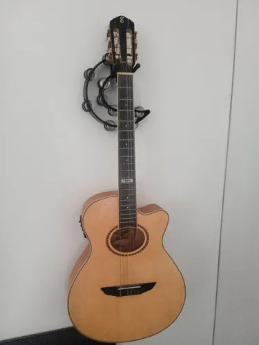 Violão Tagima nylon eletrico