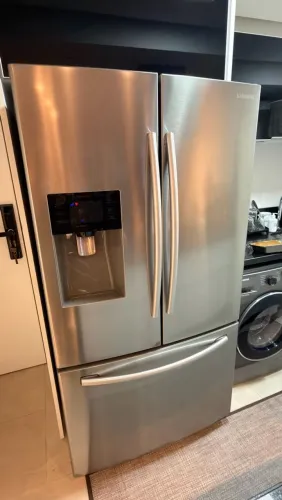 Samsung French Door RF263BEAESL