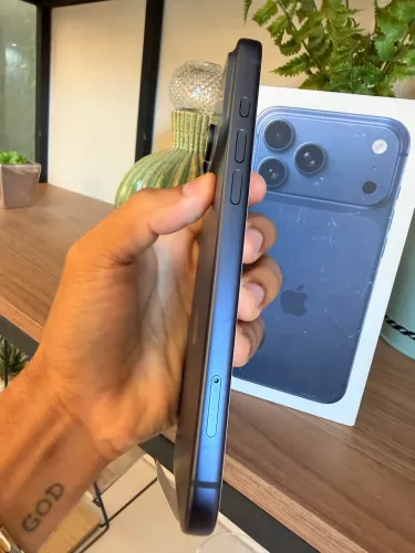 IPHONE 17 PRO MAX NOVO