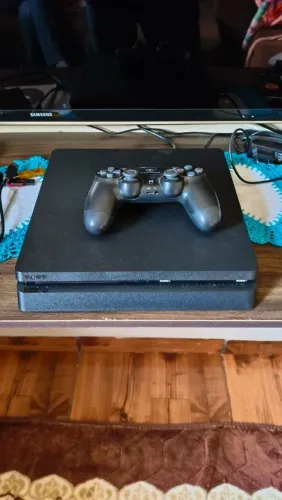 Playstation 4 Slim DESBLOQUEADO