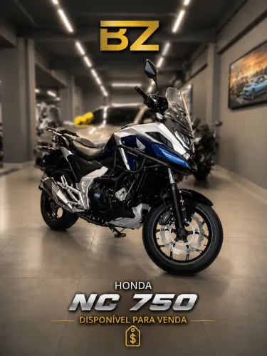 HONDA NC750x - Baixo Km - Impecável 