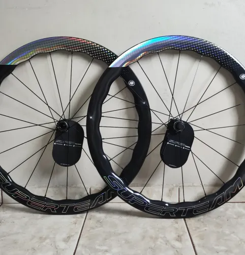 Rodas Super Team Wave Carbon Disc