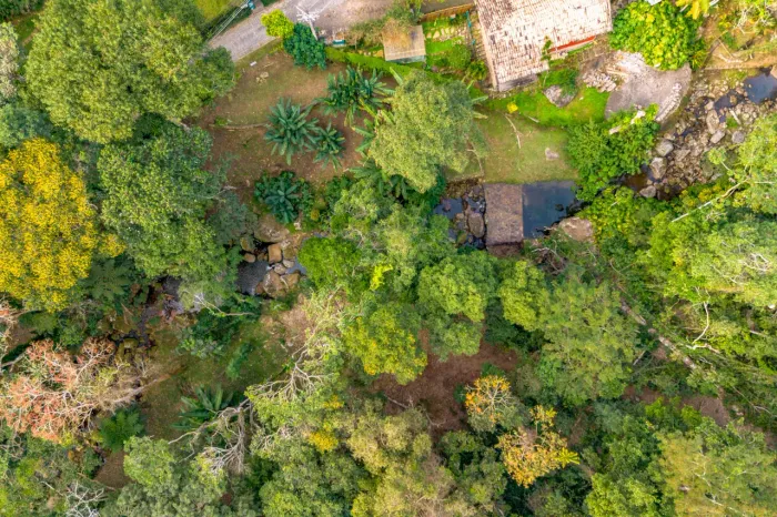 Terreno em condomínio em Corrêas, Petrópolis