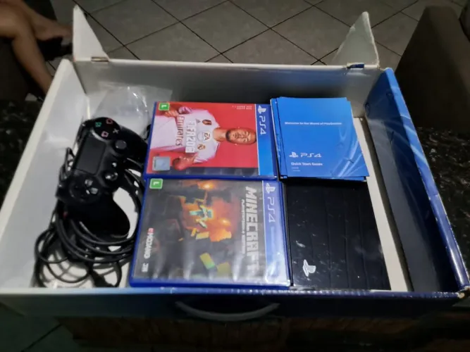Ps4 semi-novo