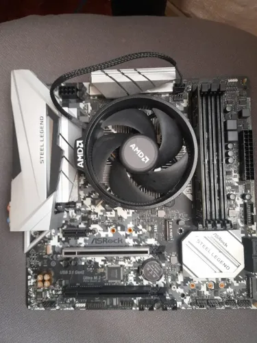 Placa Mãe ASRock B450M Steel Legend