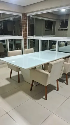 Vendo mesa branca laqueada