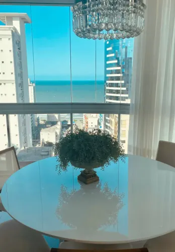 TEMPORADA Apartamento Alto Padrão na Meia Praia para Locação de Temporada, Próximo ao Russ