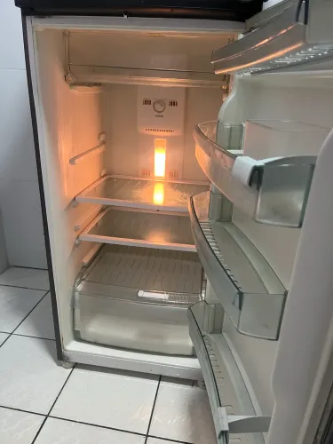 Geladeira Clean 