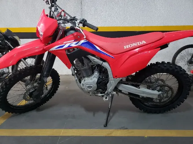 Honda CRF 250F 2024 - Único Dono - Cheia de Acessórios